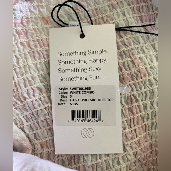 SOMETHING NAVY TOP      NWT - Picture 12 of 16